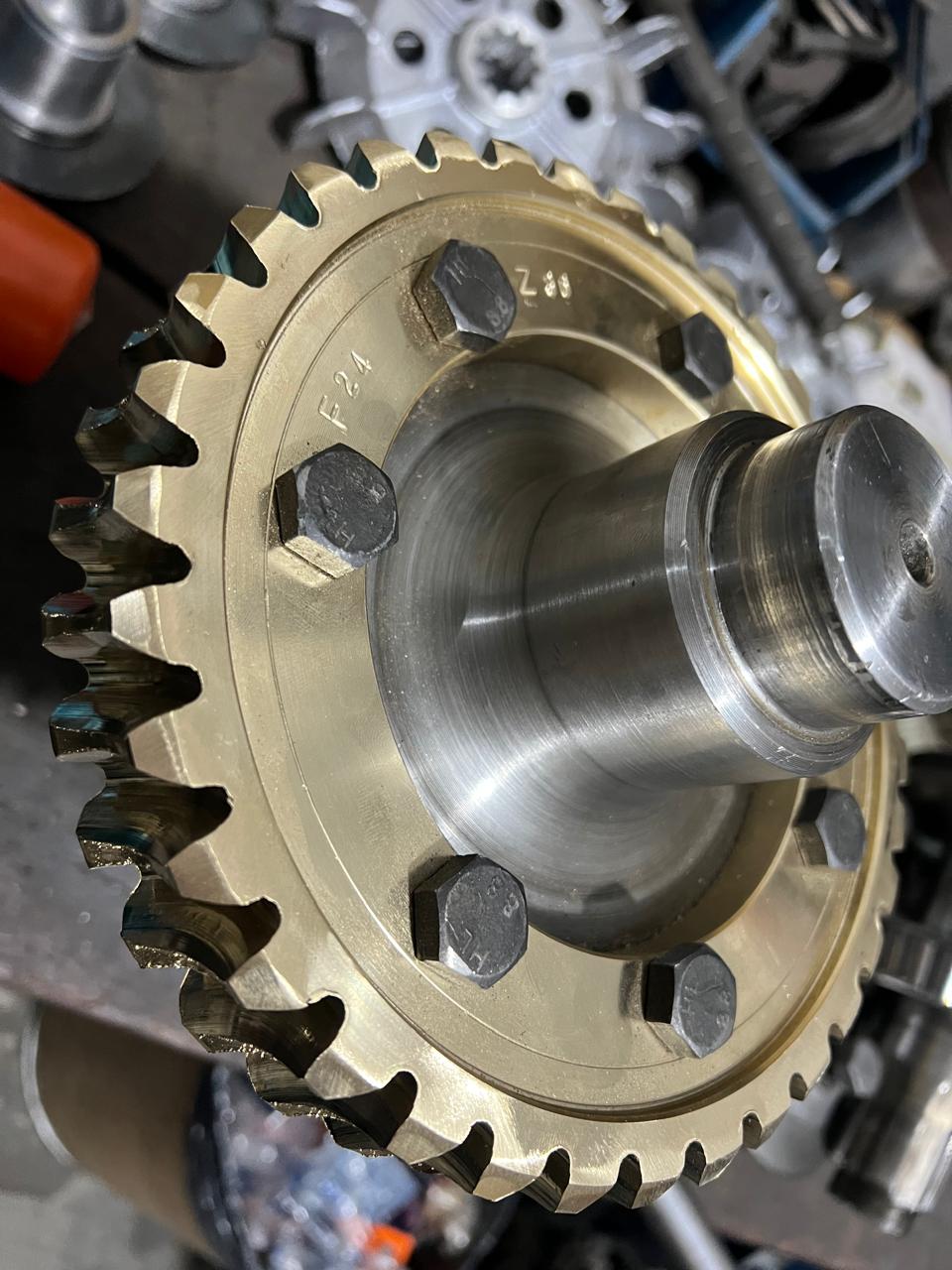 Fabricação de engrenagem de bronze para redutores